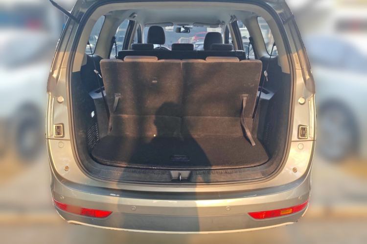 Used Baojun 730 2019 1.5T CVT Fashion Model 7 Seats China V Emission Standard Trunk