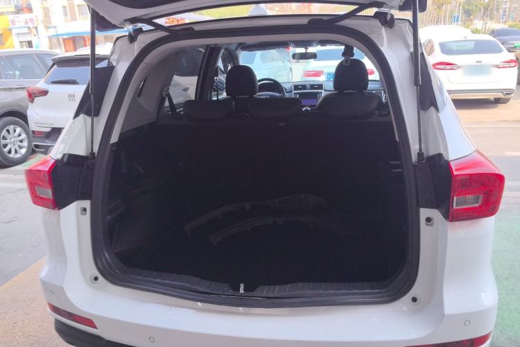 Used Haval M6 2019 1.5T DCT Two-Wheel Drive Value Edition China VI Standard
