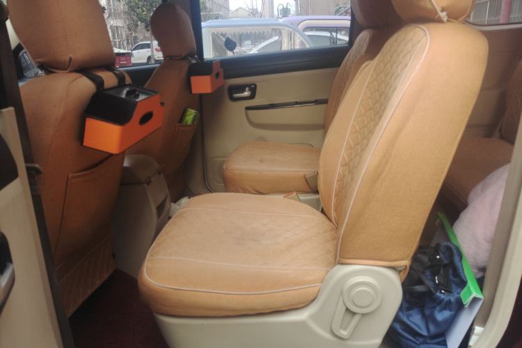 Used Dongfeng Fengon 370 2016 1.5L Manual Elite Home Edition 7-Seater