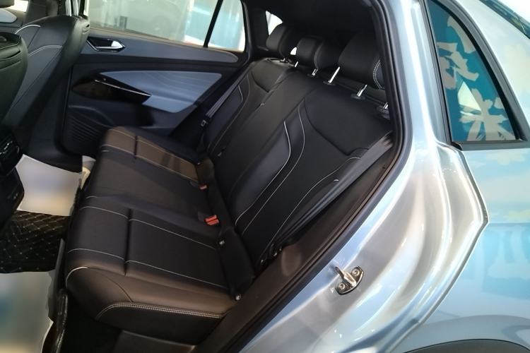 Used Volkswagen ID.4 X 2025 Smart Version Pure & Intelligent Enjoyment Edition
