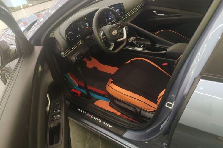 Used Hyundai Elantra 2023 1.5L CVT GLS Leading Edition
