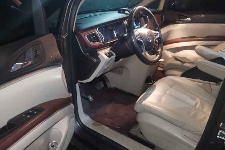 Used Buick GL8 2017 25S Luxury Version China V Standard
