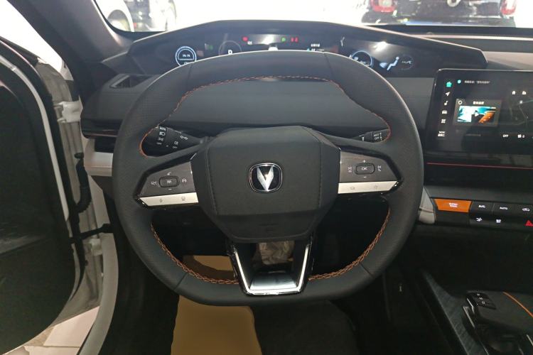 Used CHANGAN UNI-V iDD 2024 Blue Whale Smart Electric iDD 136km Luxury Model