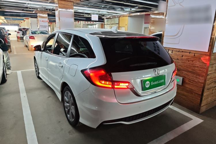 Used Honda Jade 2017 1.8L automatic Comfort version 5 seats
