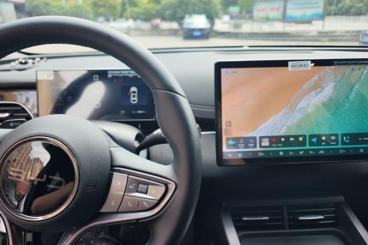 Used BYD Seal 06 New Energy 2025 DM-i Smart Drive 80KM Luxury Model Audio And AC Panel