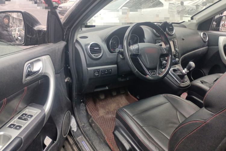 Used Haval H6 2015 Upgraded Model 1.5T Manual Two-Wheel Drive Elite Version