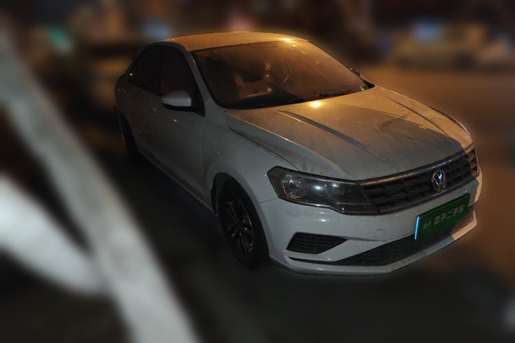 Used Volkswagen Jetta 2017 1.5L Manual Fashion Edition