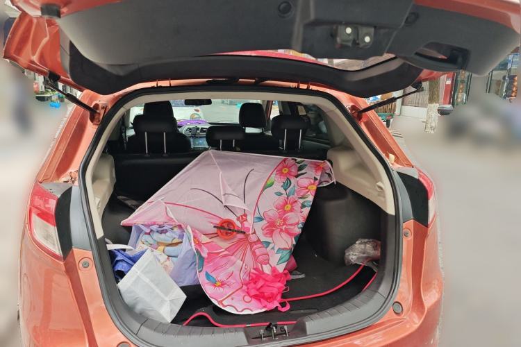 Used GAC Trumpchi GS5 2012 2.0L Automatic Two-Wheel Drive Elite Edition Trunk