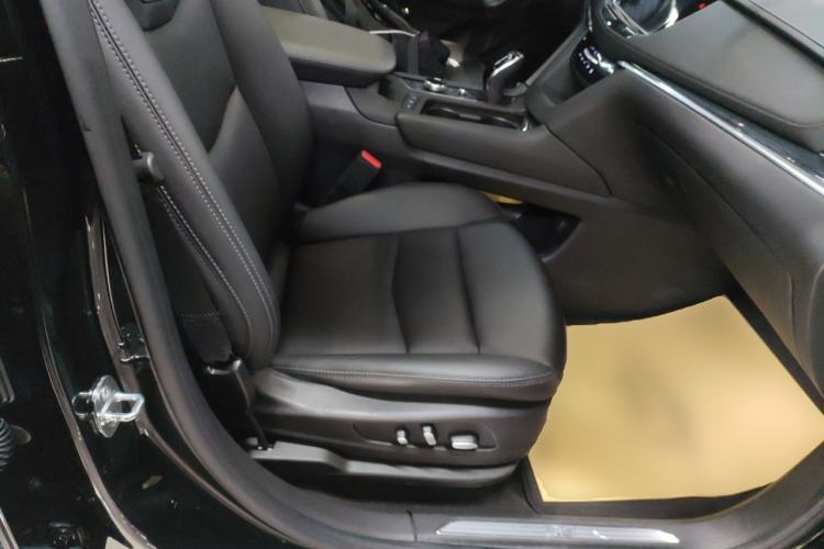 Used Cadillac XT5 2023 2.0T Two-Wheel-Drive Fashion Edition
