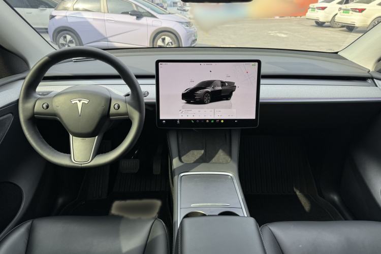 Used Tesla Model Y 2024 Long-Range All-Wheel-Drive Version