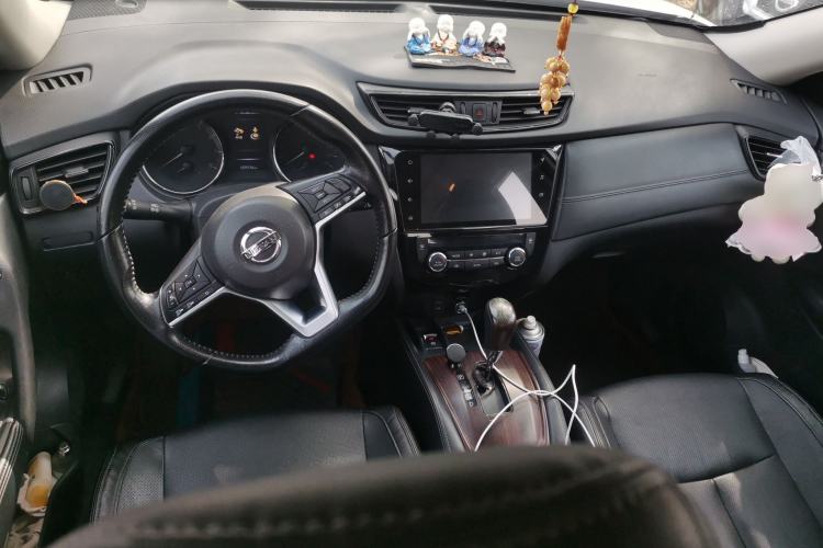 Used Nissan X-Trail 2019 2.0L CVT Smart Connect Comfort Edition 2WD
