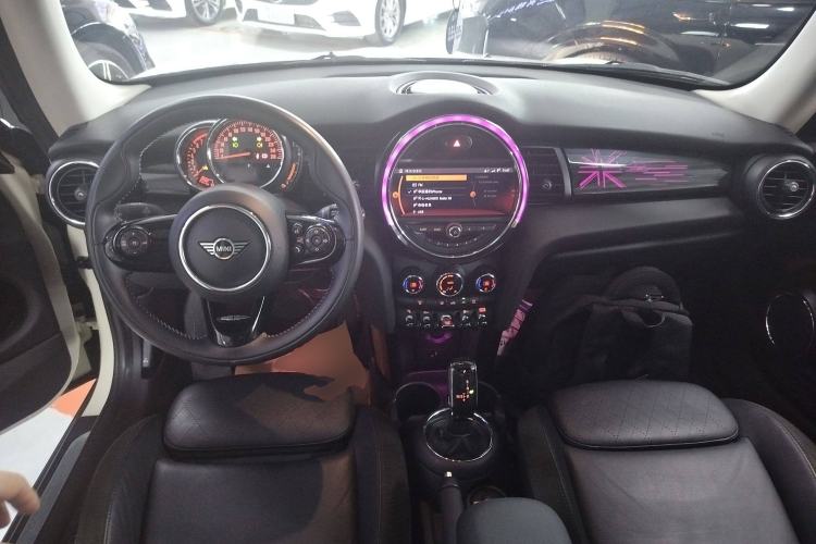 Used MINI MINI 2019 1.5T COOPER Artist