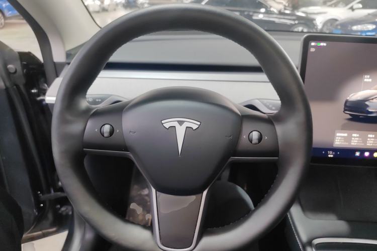 Used Tesla Model Y 2024 Rear-Wheel-Drive Version