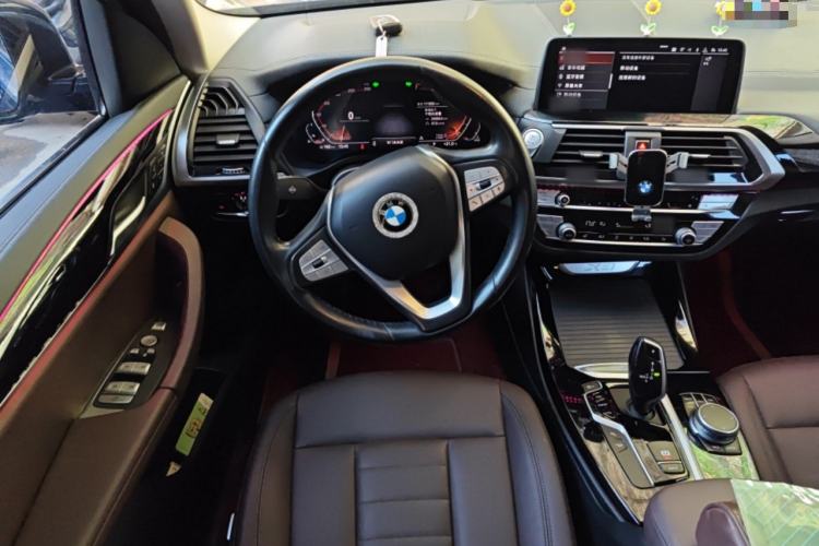 Used BMW X3 2020 xDrive25i Luxury Package Steering Wheel