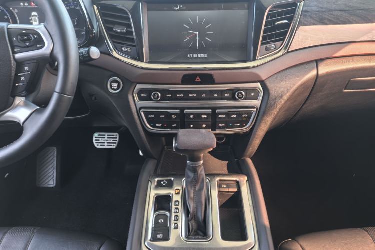 Used GAC Trumpchi GS8 2017 320T Two-Wheel Drive Luxury Smart Connectivity Version (7 Seats)