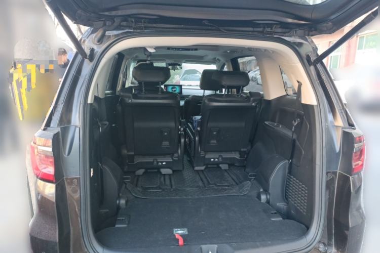 Used Honda Elysion 2024 2.0L eHEV Luxury Edition Trunk