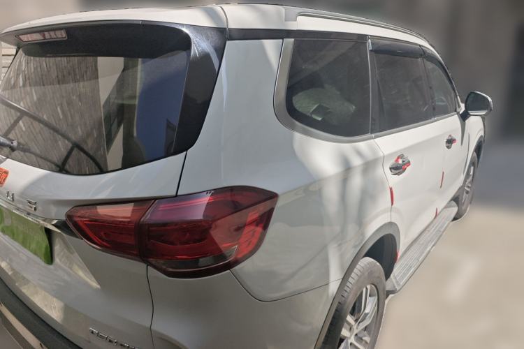 Used SAIC MAXUS D90 Pro 2021 2.0T Gasoline 4x4 Luxury Edition 7-Seater
