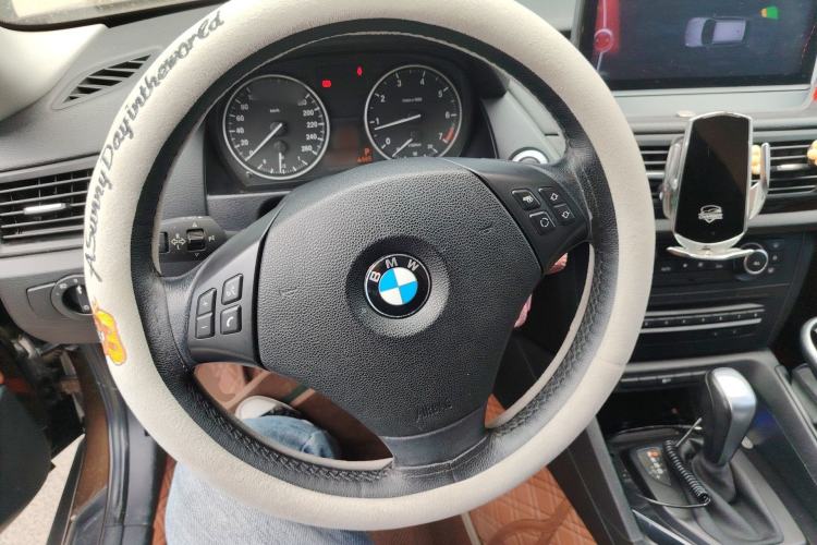 Used BMW X1 2010 sDrive18i Luxury Model Steering Wheel