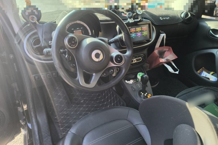 Used smart fortwo 2018 0.9T 66kW Hardtop Pioneer Edition China V Emission Standard