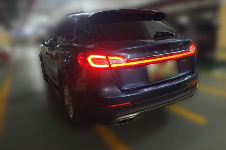 Used Lincoln MKX 2017 2.0T Two-Wheel Drive Deluxe Edition