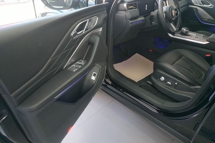 Used Hongqi HS7 PHEV 2024 2.0T PHEV Four-Wheel Drive Flagship Edition 6 Seats
