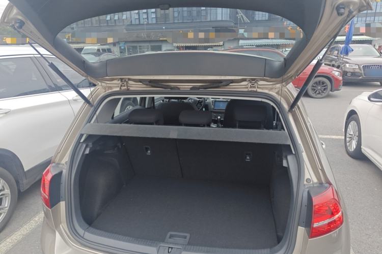 Used Volkswagen Golf 2016 1.6L Automatic Comfort Model
