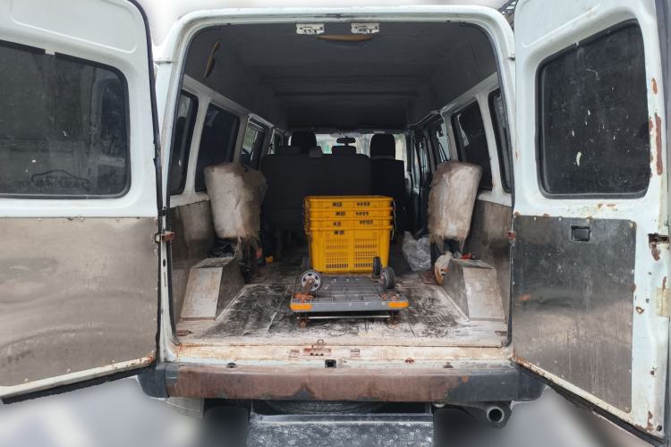 Used JMC Transit 2019 2.8T Commercial Version Intelligent Automatic Transmission Short Wheelbase Mid-Roof Design 6 Seats China VI Emission Standard – JX493
