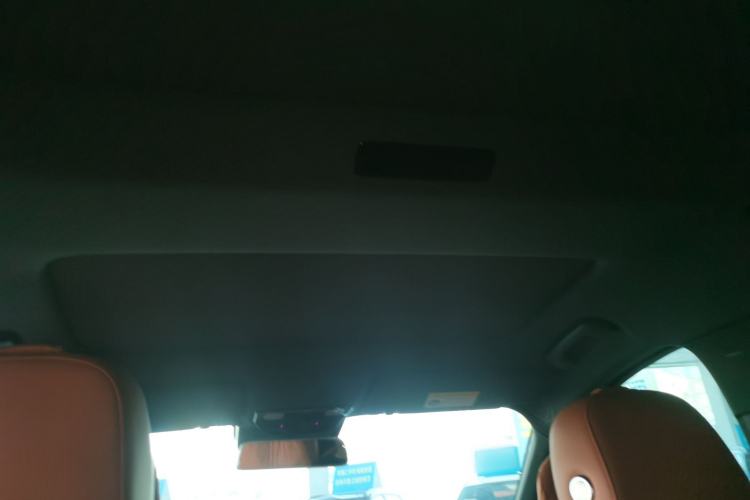 Used Li Auto L8 2023 Pro Model
