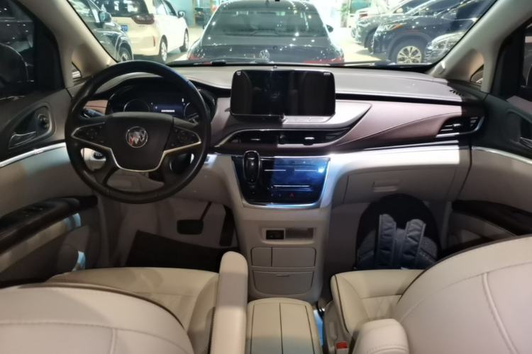 Used Buick GL8 2022 Land Business Class 652T Smart Deluxe Model Center Console