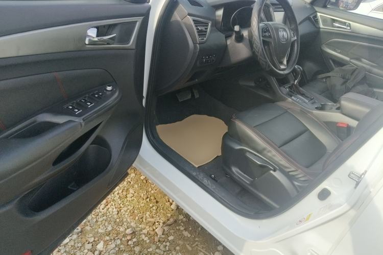 Used CHANGAN CS75 2014 1.8T Automatic Elite Model China IV Standard Driver Seat