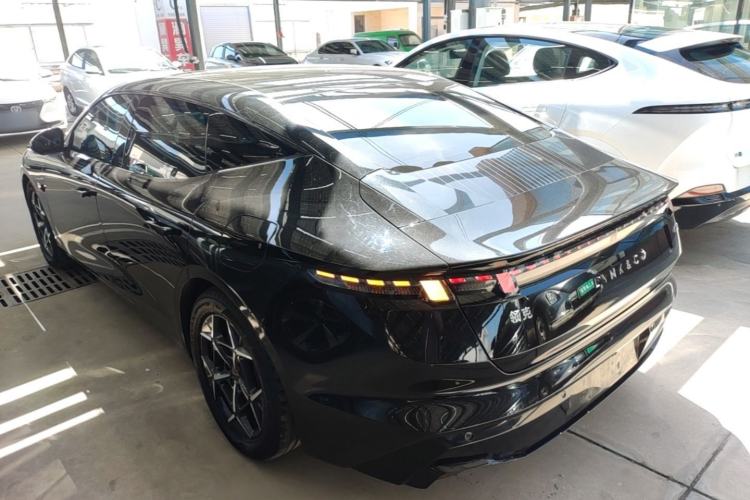 Used Lynk & Co Z10 2025 95 kWh 766 km Range Rear-Wheel Drive Max Rear Left 45 Deg