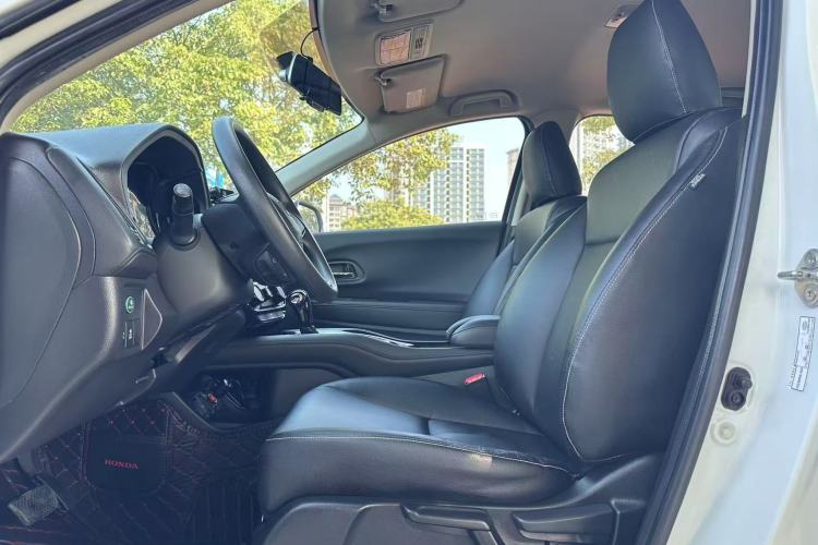 Used Honda Vezel 2015 1.5L CVT two-wheel drive Comfort trim
