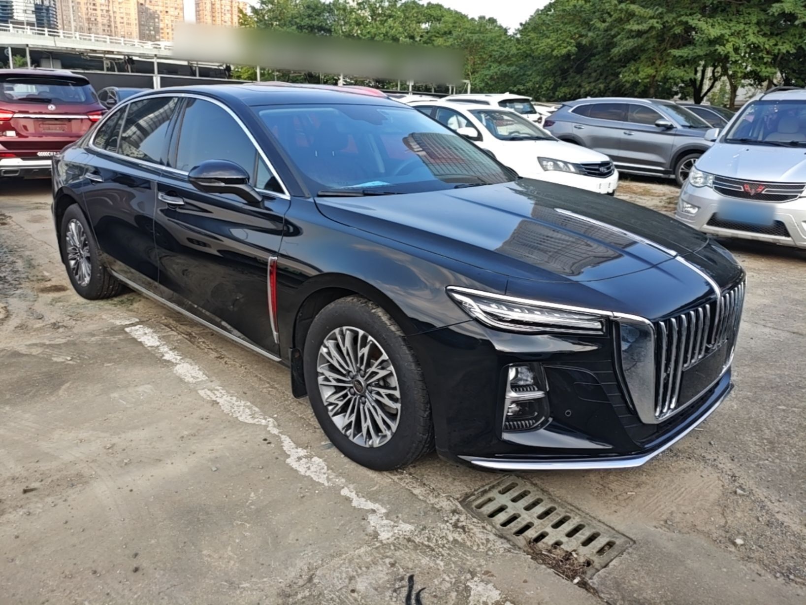 Hongqi H5 2025 1.5T DCT Qiyun 500 000th Unit Commemorative Edition — снимка 3