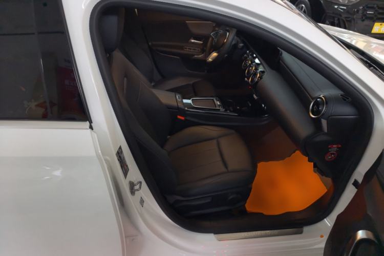 Used Mercedes-Benz A-Class 2023 A 180 L Right Front Seat