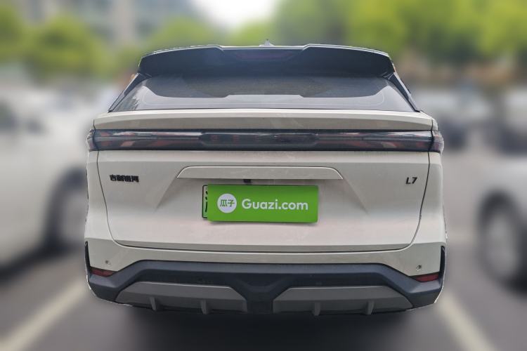 Used Geely Galaxy L7 2023 1.5T 115 km Starship
