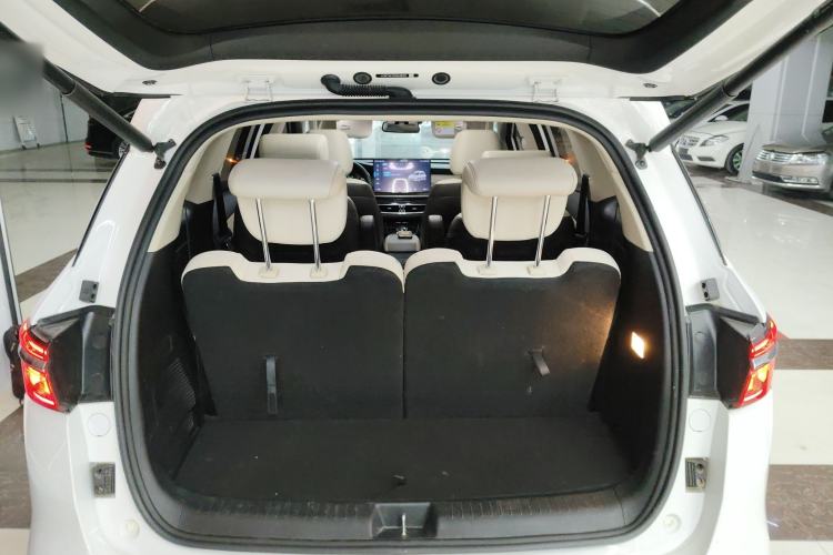 Used BYD Song MAX New Energy 2022 DM-i 105KM Executive Edition Trunk