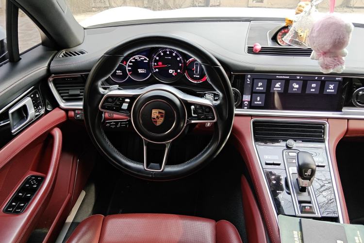 Used Porsche Panamera 2019 Panamera 2.9T Steering Wheel