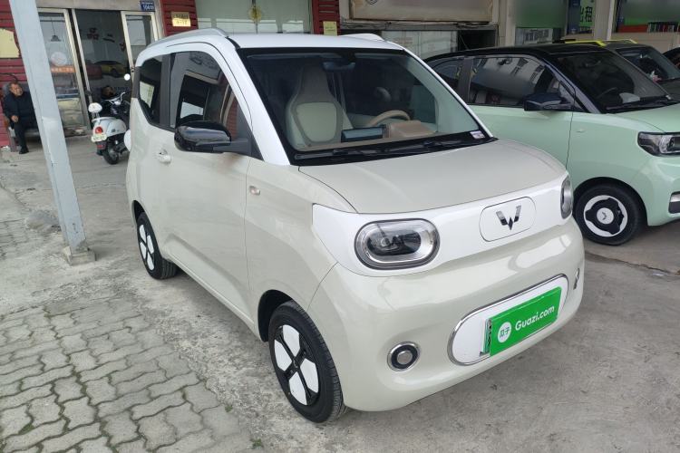 Used Wuling Hongguang MINIEV 2024 3rd Generation 215km Advanced Version
