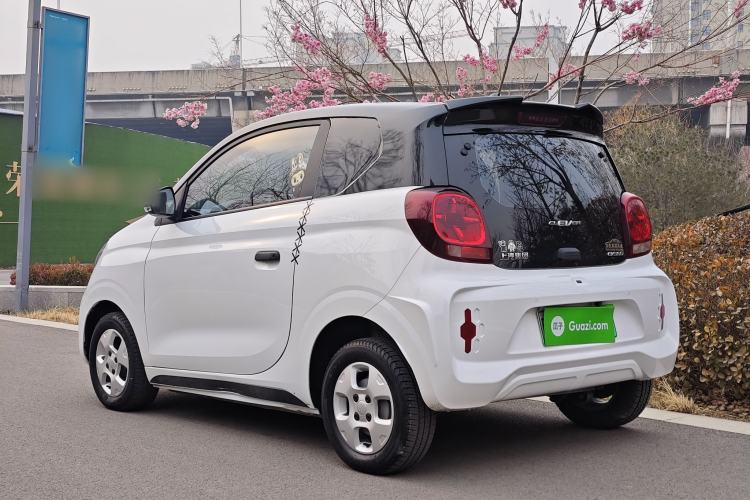 Used Roewe Clever 2021 302 km New Four-Seater Super-Efficient Version