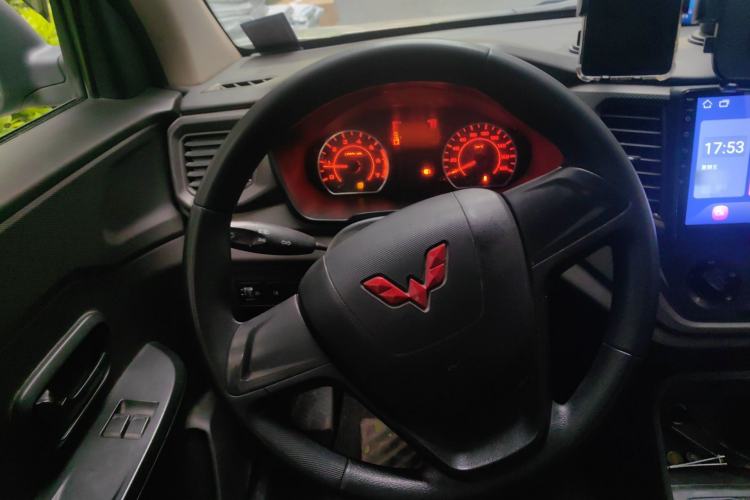 Used Wuling Hongguang V 2021 1.5L Jingqu Version LAR