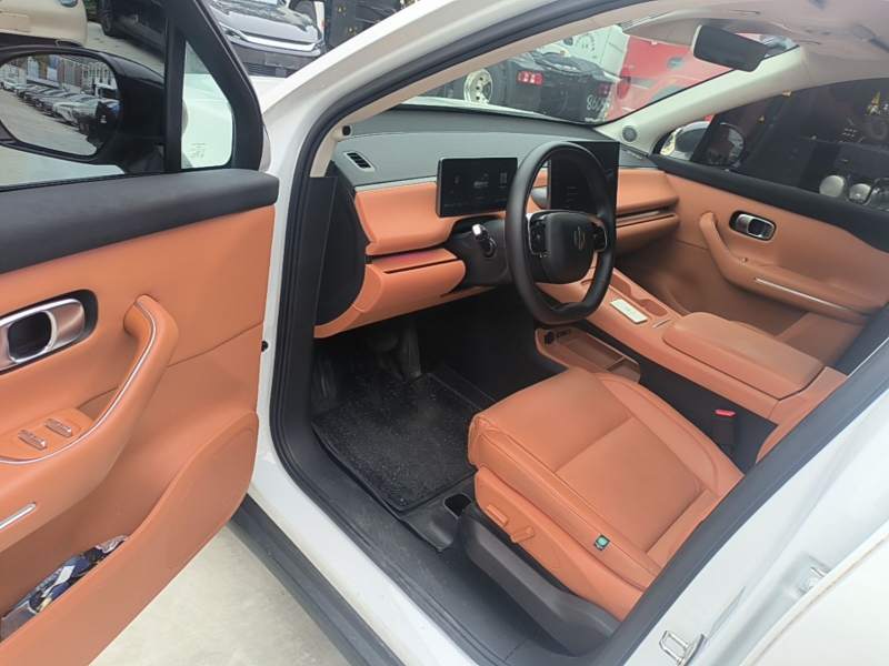 Used Leapmotor C16 2024 Range-Extended 200 Luxury Edition — 16