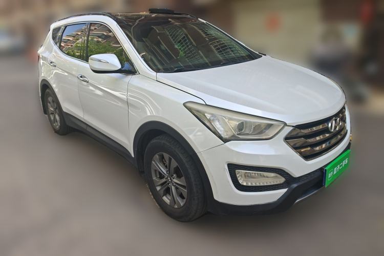 Used Hyundai Santa Fe 2013 2.4L Automatic Two-Wheel Drive Smart Version
