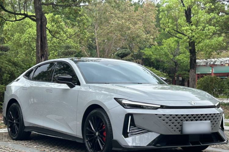 Used CHANGAN UNI-V 2024 1.5T Prestige Sport Edition
