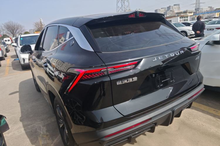 Used JETOUR Dashing 2024 1.5T DCT Starlight Shine Pro Edition
