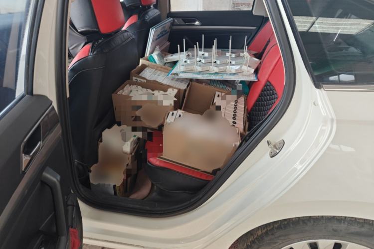 Used Volkswagen Lavida 2019 1.5L Automatic Vision Edition China VI Standard Left Rear Seat