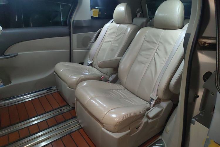 Used Toyota Previa 2006 2.4L 7-Seater Luxury Edition