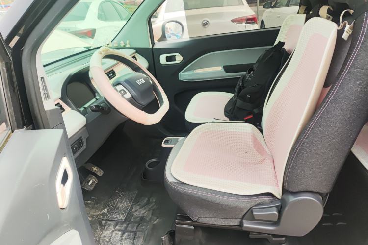 Used Chery QQ Ice Cream 2022 170km Sundae Phosphate Lithium-Ion