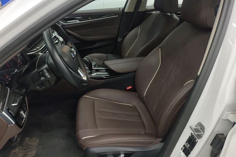 Used BMW 5 Series 2022 Second Facelift 525Li Luxury Package
