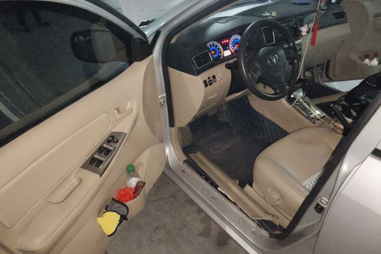 Used Toyota Corolla EX 2013 1.6L Automatic Excellence Edition Driver Seat