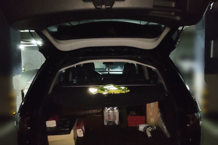 Used Land Rover Discovery Sport 2017 2.0T PURE Trunk